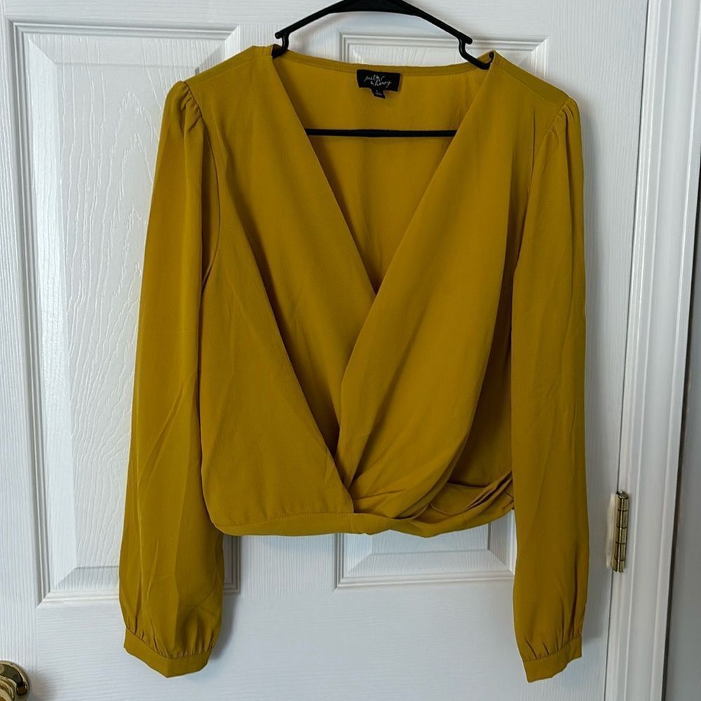 Mustard colored top